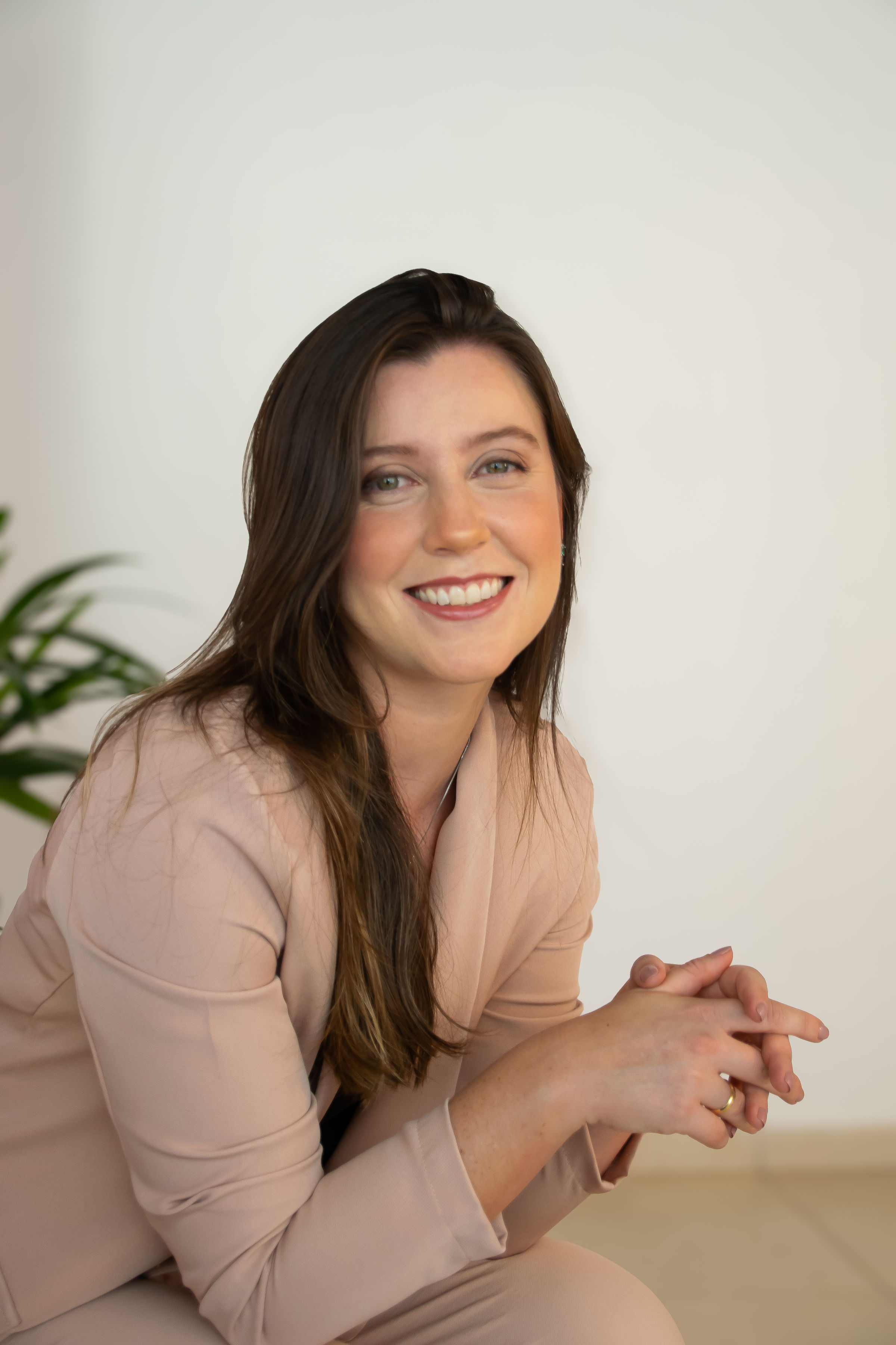 Dra. Fernanda Lins em atendimento